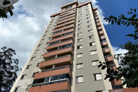 Apartamento para alugar com 403m², 3 quartos e 2 vagas Apartamento para alugar com 403m², 3 quartos e 2 vagasFachada