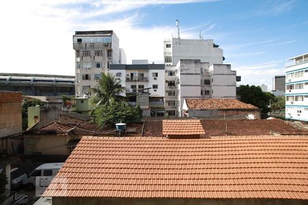 Sala Vista de apartamento para alugar com 2 quartos, 69m² em Maracanã, Rio de Janeiro