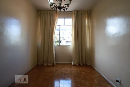 Sala de apartamento para alugar com 2 quartos, 69m² em Maracanã, Rio de Janeiro