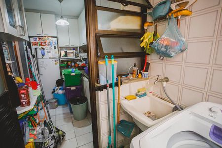 Apartamento à venda com 58m², 2 quartos e 1 vaga Apartamento à venda com 58m², 2 quartos e 1 vagaÁrea de Serviço