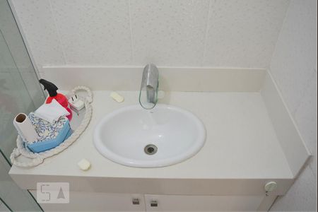 Casa de condomínio para alugar com 120m², 2 quartos e 2 vagasBanheiro da Suíte 2