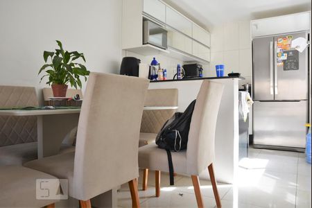 Casa de condomínio para alugar com 120m², 2 quartos e 2 vagasCozinha