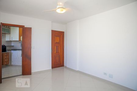 Sala de apartamento para alugar com 2 quartos, 48m² em Jacarepaguá, Rio de Janeiro