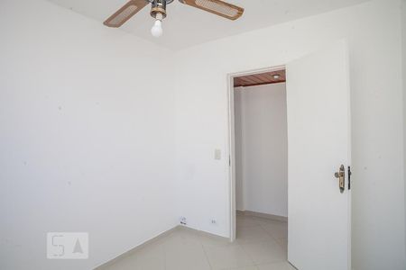 Quarto 1 de apartamento para alugar com 2 quartos, 48m² em Jacarepaguá, Rio de Janeiro
