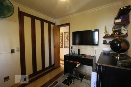 Apartamento à venda com 126m², 4 quartos e 2 vagasSuíte 2