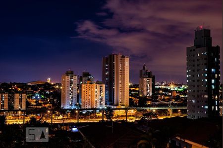 Apartamento à venda com 126m², 4 quartos e 2 vagas Apartamento à venda com 126m², 4 quartos e 2 vagasVista Noturna da Varanda da Sala