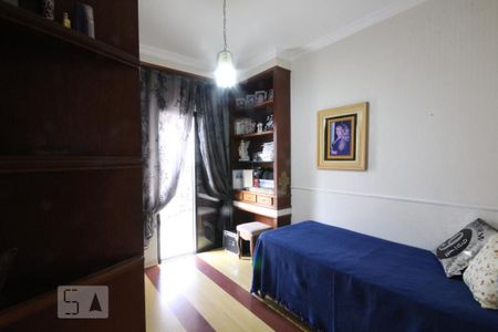 Apartamento à venda com 126m², 4 quartos e 2 vagasQuarto 2