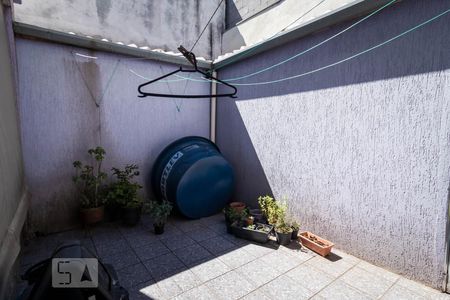 Casa à venda com 300m², 4 quartos e 2 vagas Casa à venda com 300m², 4 quartos e 2 vagasQuintal