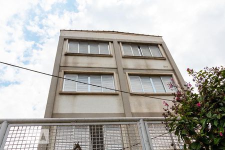 Apartamento à venda com 54m², 1 quarto e sem vaga Apartamento à venda com 54m², 1 quarto e sem vagaFachada