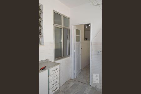 Apartamento à venda com 83m², 3 quartos e sem vagaÁrea de Serviço