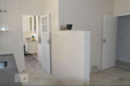 Apartamento à venda com 83m², 3 quartos e sem vagaCozinha