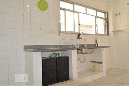 Apartamento à venda com 83m², 3 quartos e sem vagaCozinha