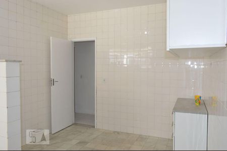 Apartamento à venda com 83m², 3 quartos e sem vagaCozinha