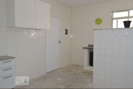 Apartamento à venda com 83m², 3 quartos e sem vagaCozinha