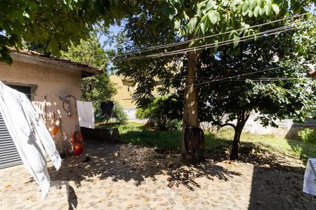 Casa à venda com 600m², 3 quartos e 4 vagas Casa à venda com 600m², 3 quartos e 4 vagasÁrea Externa