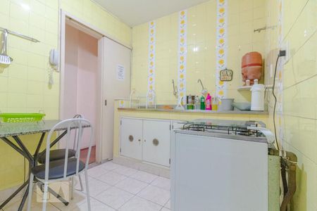 Apartamento à venda com 87m², 2 quartos e sem vaga Apartamento à venda com 87m², 2 quartos e sem vagaCozinha