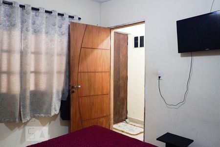 Quarto 01 de casa à venda com 4 quartos, 200m² em Vila Monte Santo, São Paulo