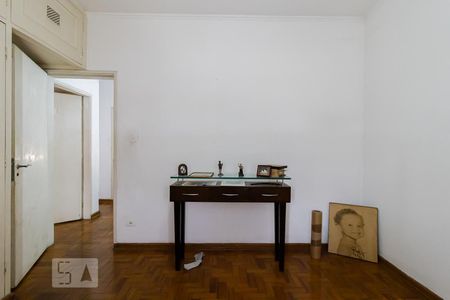 Casa à venda com 198m², 3 quartos e 2 vagas Casa à venda com 198m², 3 quartos e 2 vagasQuarto 1