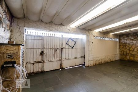 Casa à venda com 198m², 3 quartos e 2 vagas Casa à venda com 198m², 3 quartos e 2 vagasGaragem