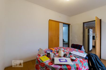 Casa à venda com 198m², 3 quartos e 2 vagas Casa à venda com 198m², 3 quartos e 2 vagasCopa
