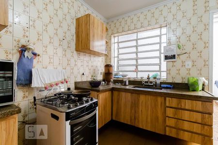 Casa à venda com 198m², 3 quartos e 2 vagas Casa à venda com 198m², 3 quartos e 2 vagasCozinha