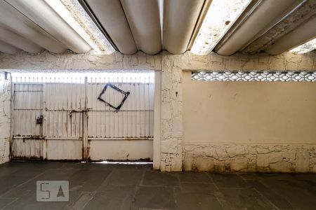 Casa à venda com 198m², 3 quartos e 2 vagas Casa à venda com 198m², 3 quartos e 2 vagasGaragem