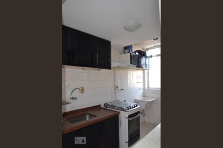 Apartamento à venda com 51m², 2 quartos e 1 vagaCozinha