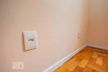 Sala / Quarto  de kitnet/studio para alugar com 1 quarto, 28m² em Floresta, Porto Alegre