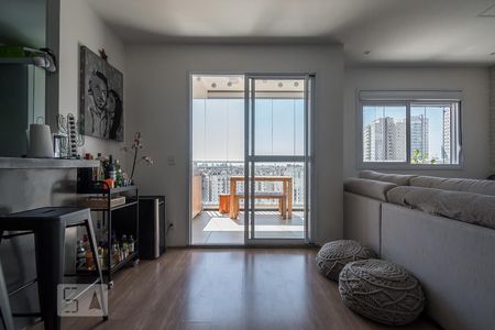 Apartamento à venda com 80m², 2 quartos e 1 vaga Apartamento à venda com 80m², 2 quartos e 1 vagaSala