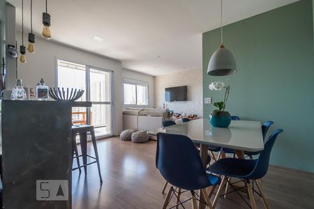 Apartamento à venda com 80m², 2 quartos e 1 vaga Apartamento à venda com 80m², 2 quartos e 1 vagaSala