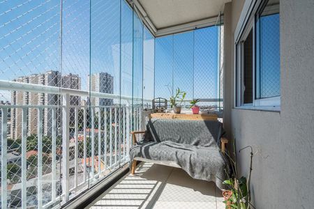 Apartamento à venda com 80m², 2 quartos e 1 vaga Apartamento à venda com 80m², 2 quartos e 1 vagaVaranda