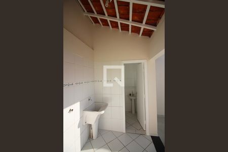 Casa à venda com 248m², 3 quartos e 3 vagasÁrea de Serviço