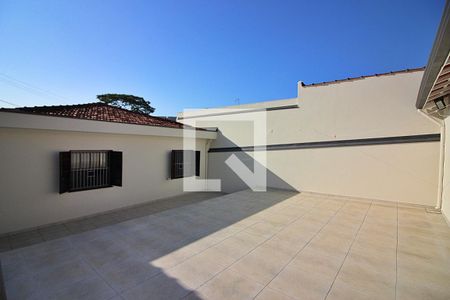 Casa à venda com 248m², 3 quartos e 3 vagasQuintal