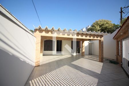 Casa à venda com 248m², 3 quartos e 3 vagasGaragem