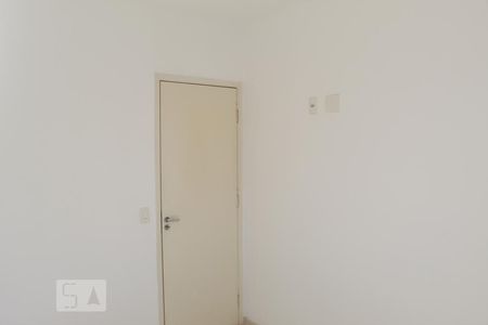 Quarto 1 de apartamento para alugar com 2 quartos, 58m² em Jardim Tupanci, Barueri