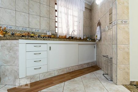 Casa à venda com 400m², 3 quartos e 4 vagas1o. Andar - Cozinha