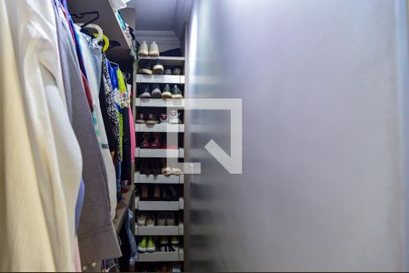 Apartamento à venda com 87m², 3 quartos e 2 vagas Apartamento à venda com 87m², 3 quartos e 2 vagasCloset da Suíte master