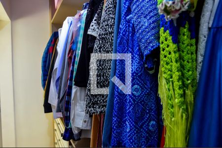 Apartamento à venda com 87m², 3 quartos e 2 vagas Apartamento à venda com 87m², 3 quartos e 2 vagasCloset da Suíte master