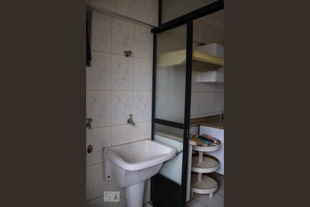 Apartamento para alugar com 75m², 3 quartos e 1 vaga Apartamento para alugar com 75m², 3 quartos e 1 vagaÁrea de serviço