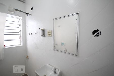 Casa à venda com 65m², 2 quartos e 3 vagasDetalhe Banheiro