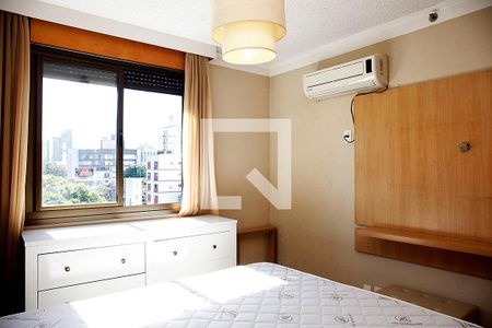 Quarto Suíte de apartamento para alugar com 1 quarto, 45m² em Rio Branco, Porto Alegre