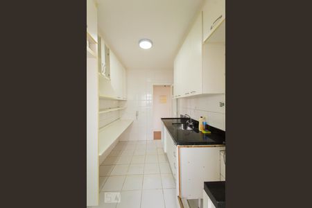 Apartamento à venda com 72m², 3 quartos e 2 vagasCozinha