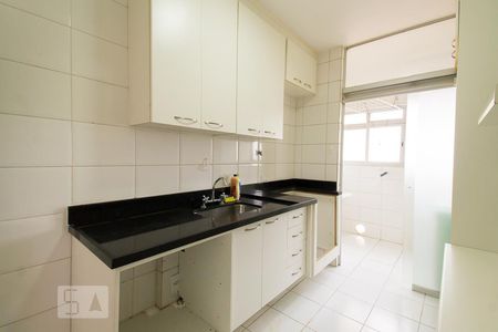 Apartamento à venda com 72m², 3 quartos e 2 vagasCozinha