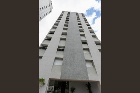 Apartamento para alugar com 101m², 2 quartos e 1 vagaFachada