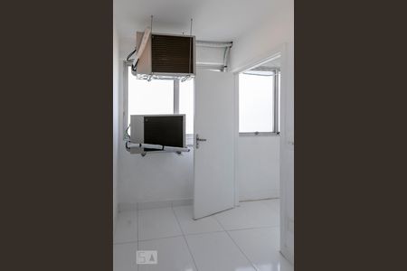 Apartamento para alugar com 101m², 2 quartos e 1 vagaÁrea de Serviço