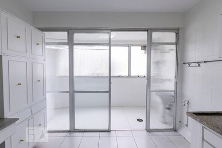 Apartamento para alugar com 101m², 2 quartos e 1 vagaCozinha