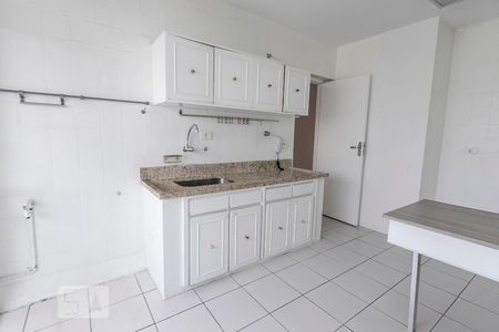 Apartamento para alugar com 101m², 2 quartos e 1 vagaCozinha