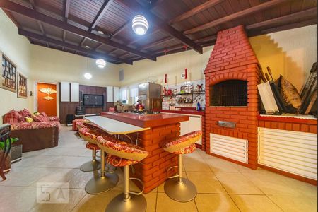 Apartamento à venda com 220m², 3 quartos e 2 vagas Apartamento à venda com 220m², 3 quartos e 2 vagasÁrea Gourmet - Cobertura