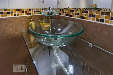 Apartamento à venda com 220m², 3 quartos e 2 vagas Apartamento à venda com 220m², 3 quartos e 2 vagasPia