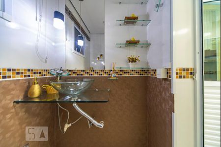 Apartamento à venda com 220m², 3 quartos e 2 vagas Apartamento à venda com 220m², 3 quartos e 2 vagasLavabo da Cobertura
